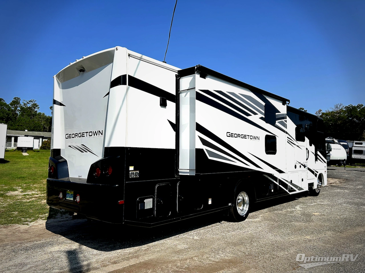 2023 Forest River Georgetown 5 Series 36B5 Photo 2