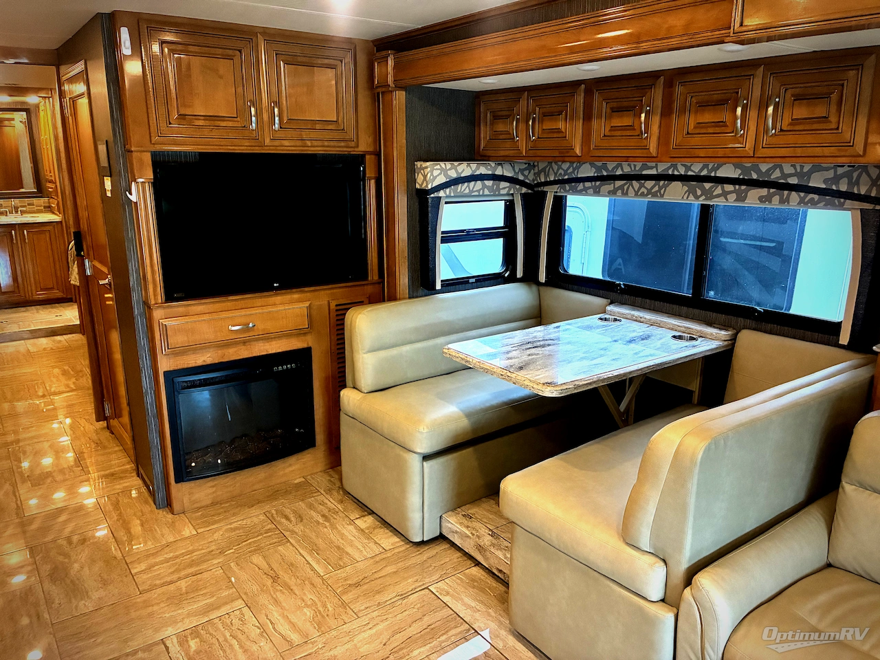 2019 Thor Aria 3901 Photo 5