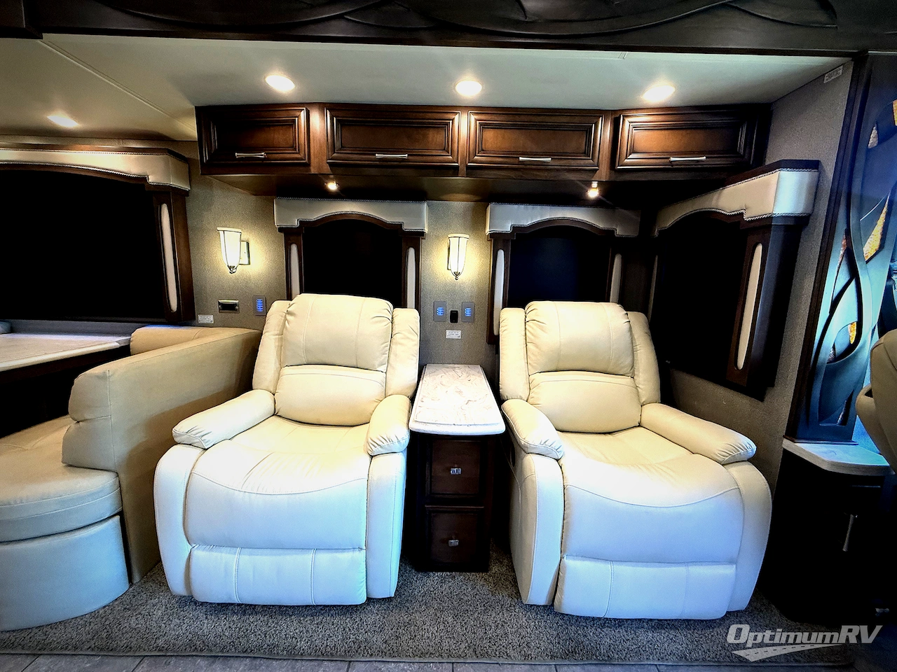 2019 Newmar Ventana 4037 Photo 6