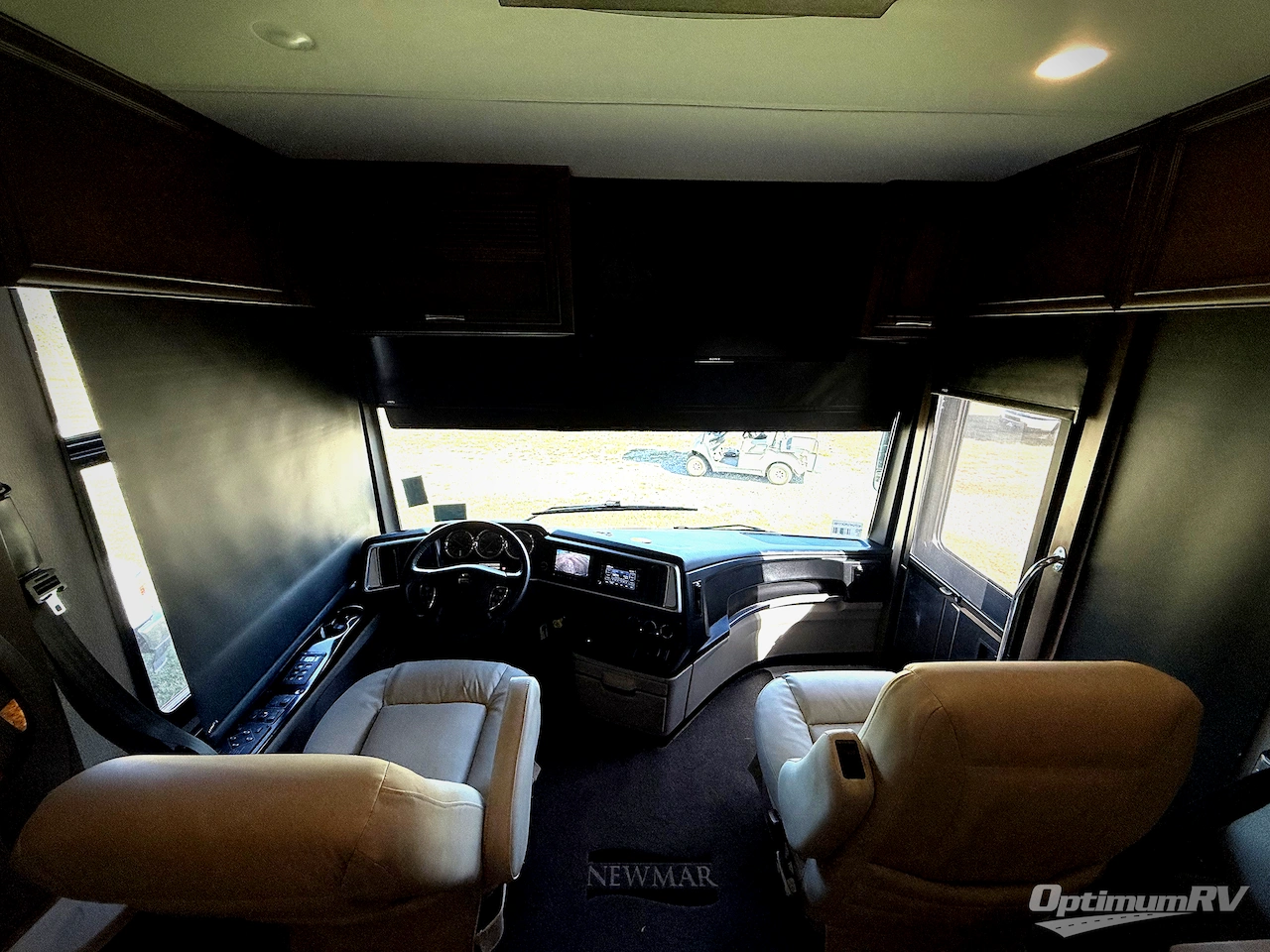 2019 Newmar Ventana 4037 Photo 25