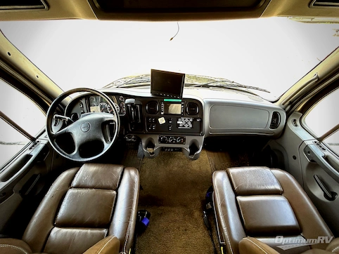 2017 Dynamax FORCE 37TS HD RV Photo 2