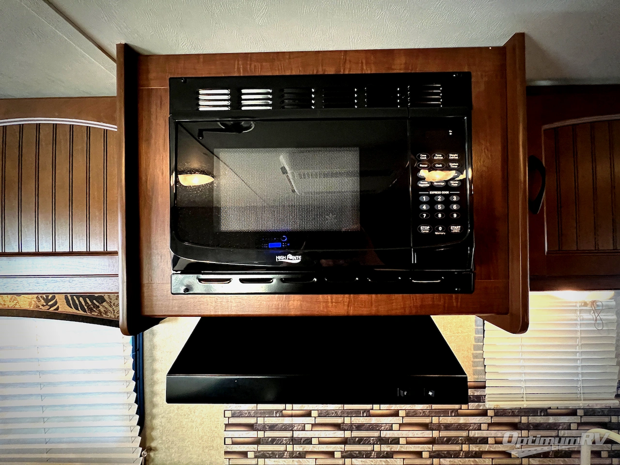 2014 Jayco Jay Feather Ultra Lite 16V Photo 16