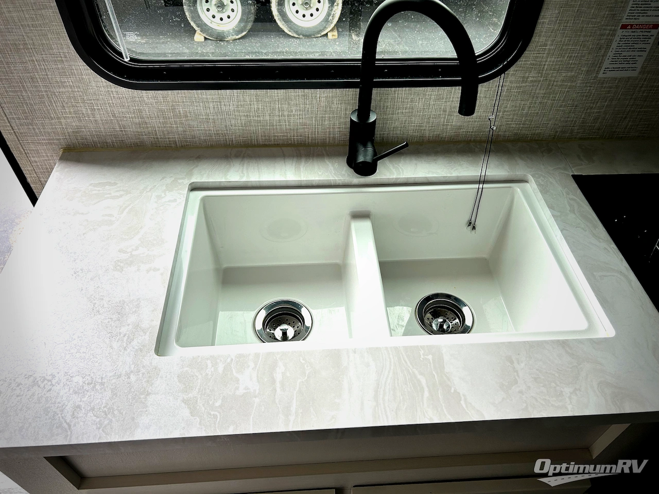 2024 Jayco Jay Flight SLX 210QB Photo 9