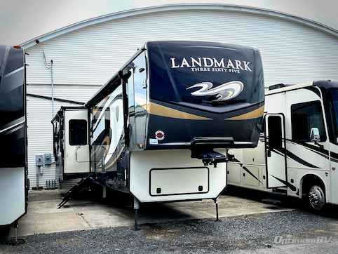 Used 2021 Heartland Landmark 365 Newport Featured Photo