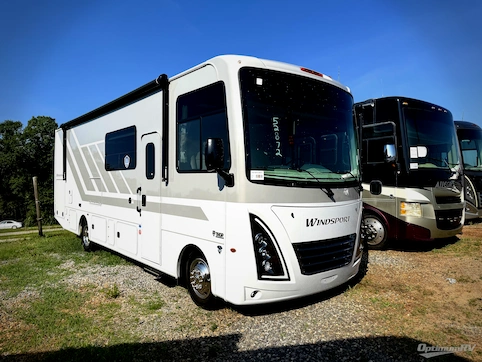 New 2026 Thor Motor Coach Windsport 29L Featured Photo