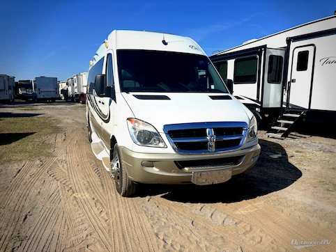 Used 2010 Four Winds RV Ventura 170S Featured Photo