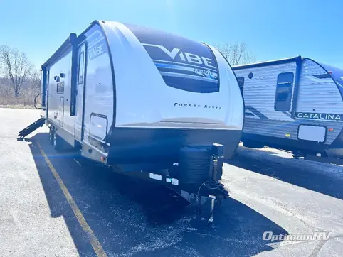 New 2024 Forest River RV Vibe 28BHE Featured Photo