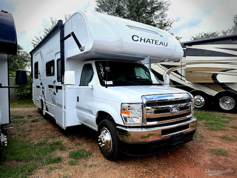 New 2026 Thor Motor Coach Chateau 25Z Featured Photo